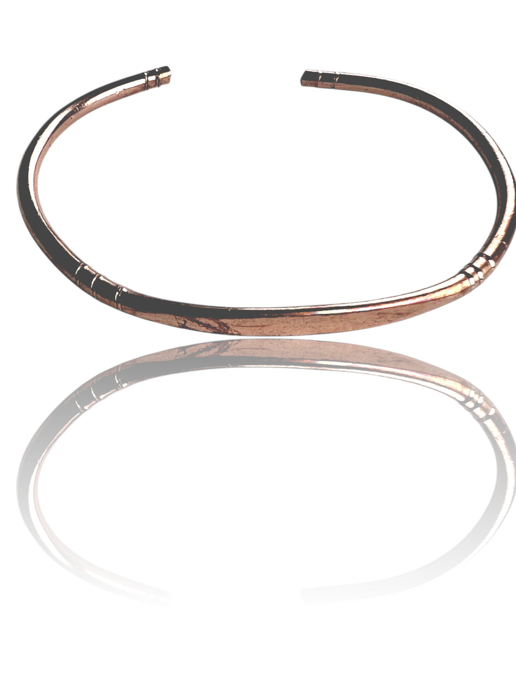 Sleek Copper Bangle with Ridged Accents