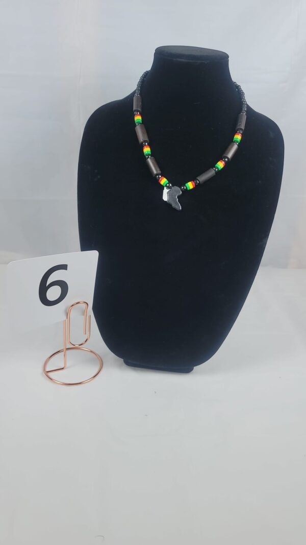 Men Beads necklaces with African inspiration